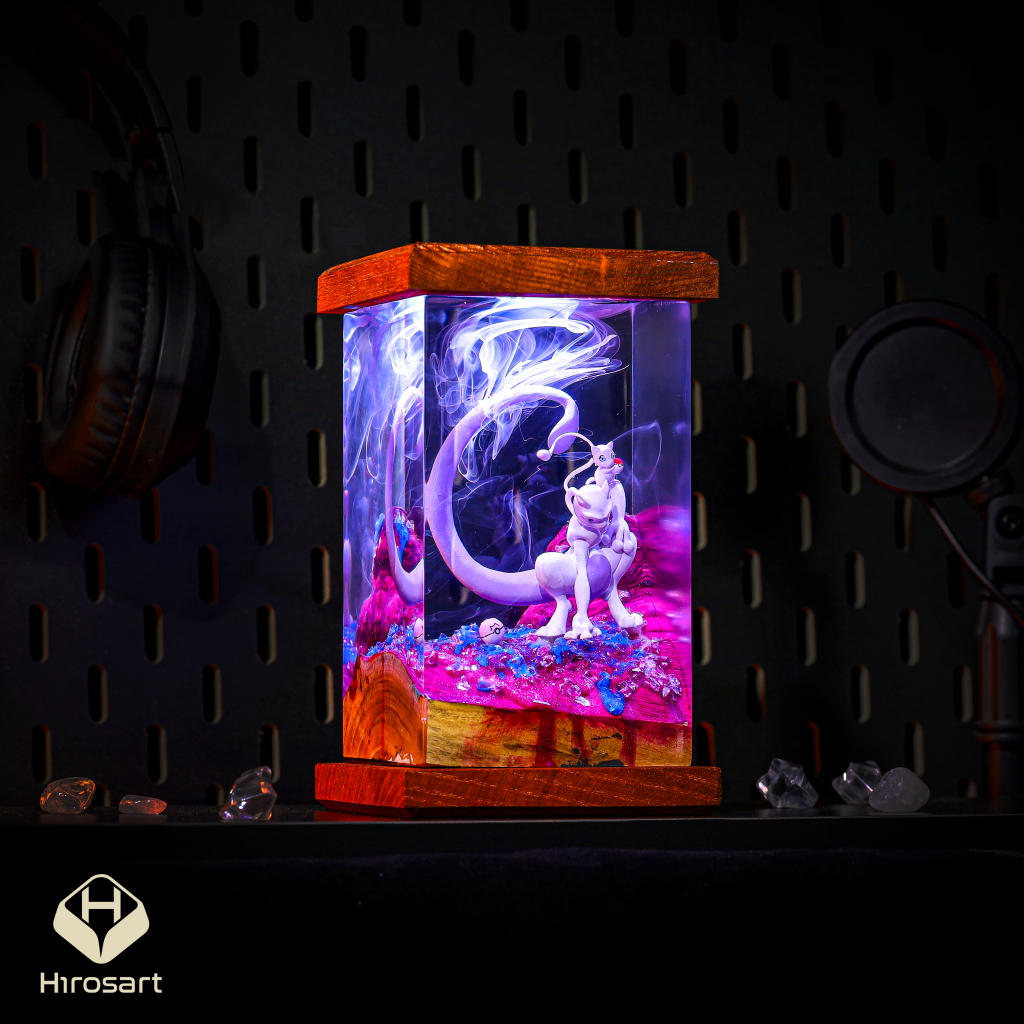 MEW and MEWTWO Epoxy Lamp - Image 4