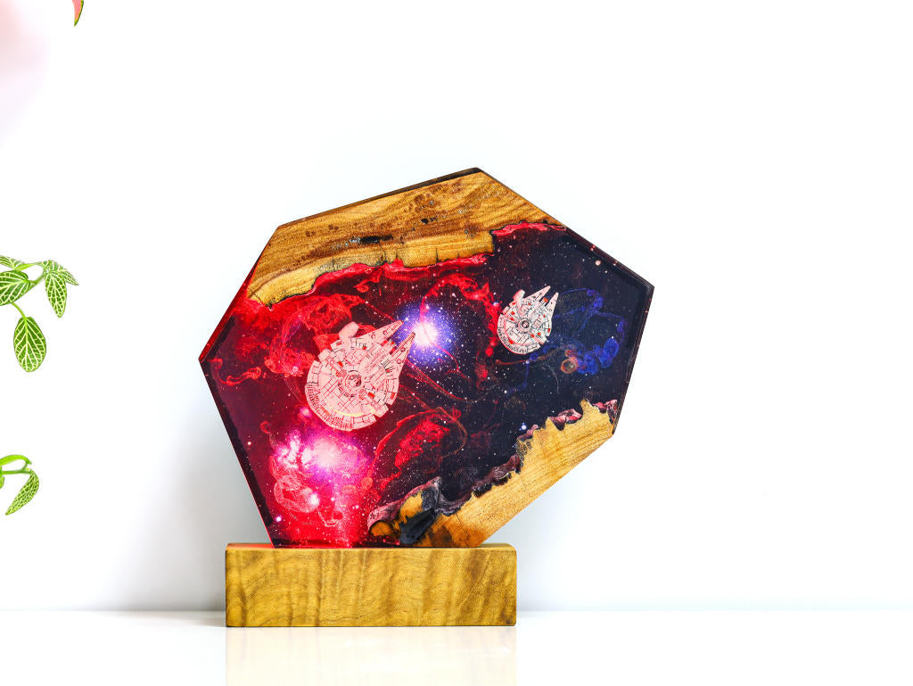 Millennium Falcon Spaceship Night Light - Image 9