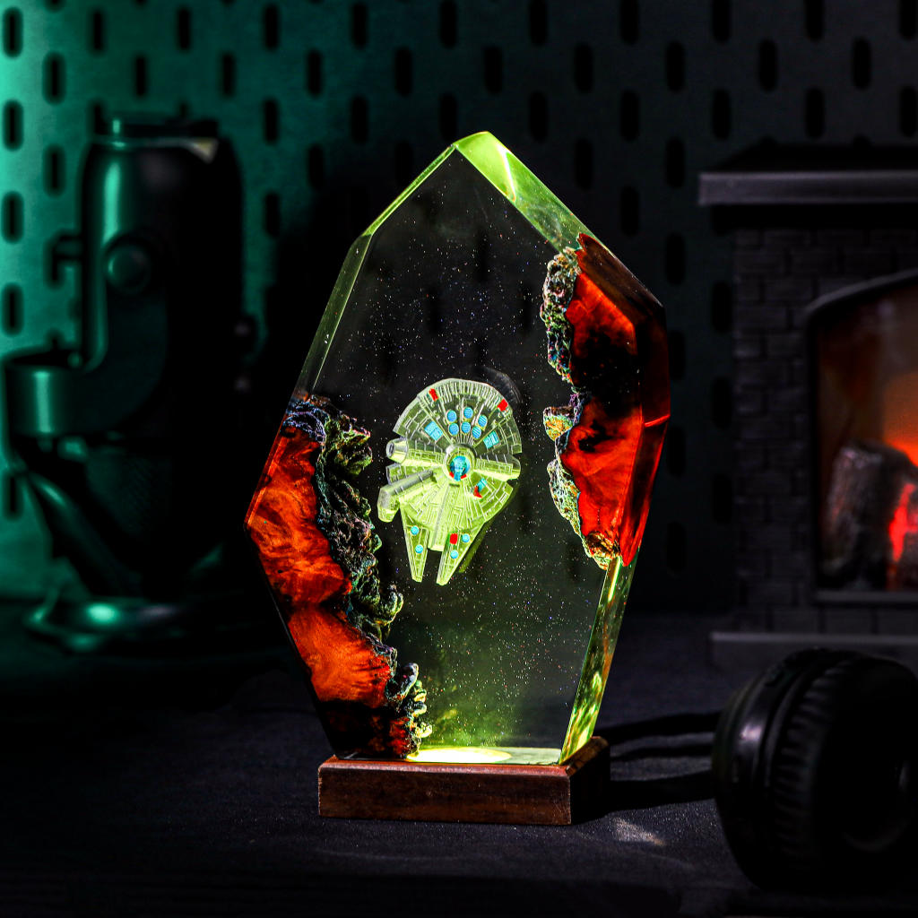 Millennium Falcon Spaceship Night Light Ver 2 - Image 2