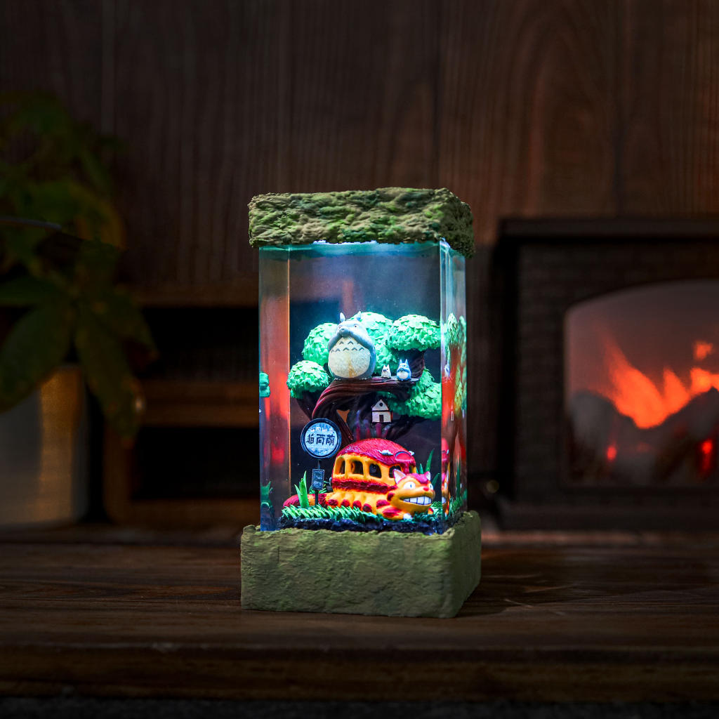 My Neighbor Totoro's Catbus Lamp - Image 9