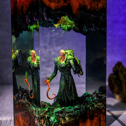Nemesis from Resident Evil Resin Lamp - Image 2