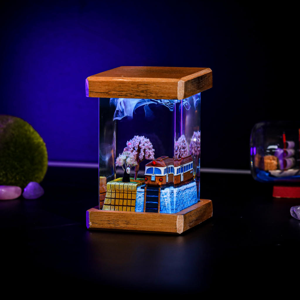 No Face Spirited Away Resin Night Light - Image 5