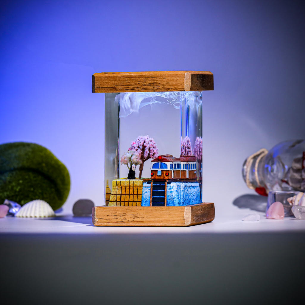 No Face Spirited Away Resin Night Light - Image 6