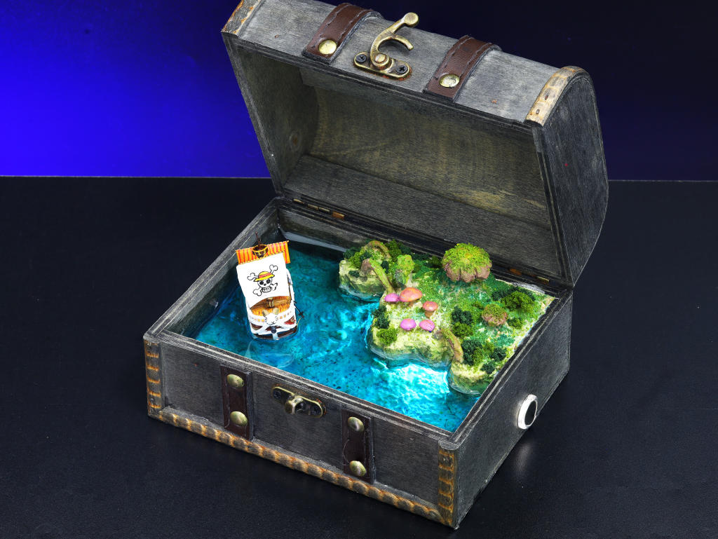 One Piece Epoxy Light Box - Image 2
