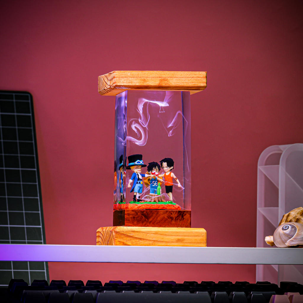 One Piece Luffy, Sabo and Ace Epoxy Lamp - Image 4