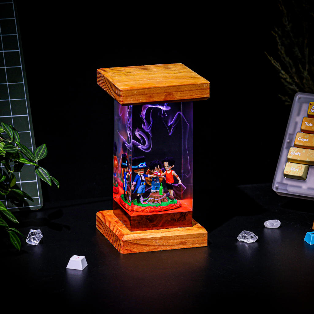 One Piece Luffy, Sabo and Ace Epoxy Lamp - Image 9
