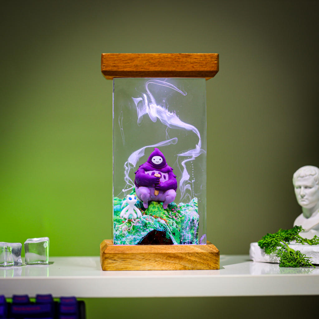 Ori and the Blind Forest Epoxy Lamp - Image 5
