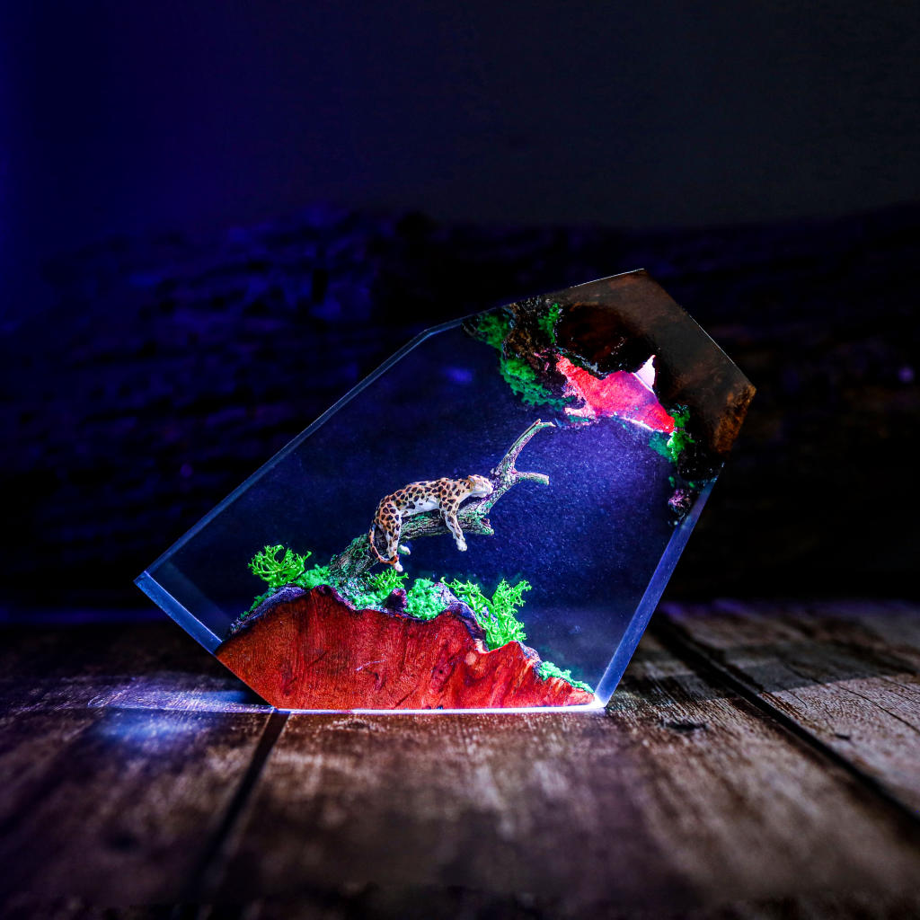 Panther Epoxy Lamp - Image 6