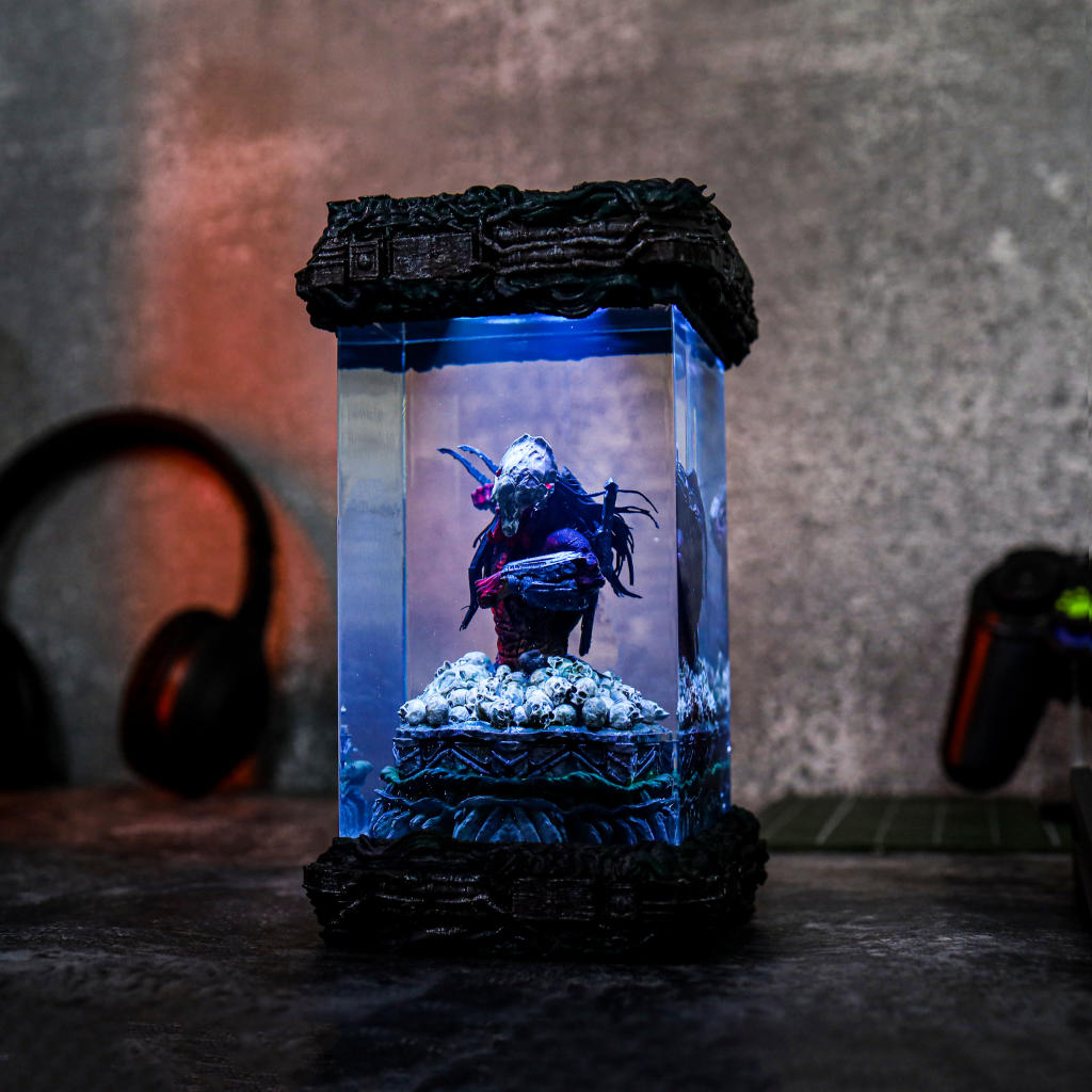 Predator Monster Epoxy Lamp Ver 2 - Image 2