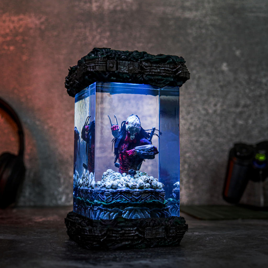 Predator Monster Epoxy Lamp Ver 2 - Image 3