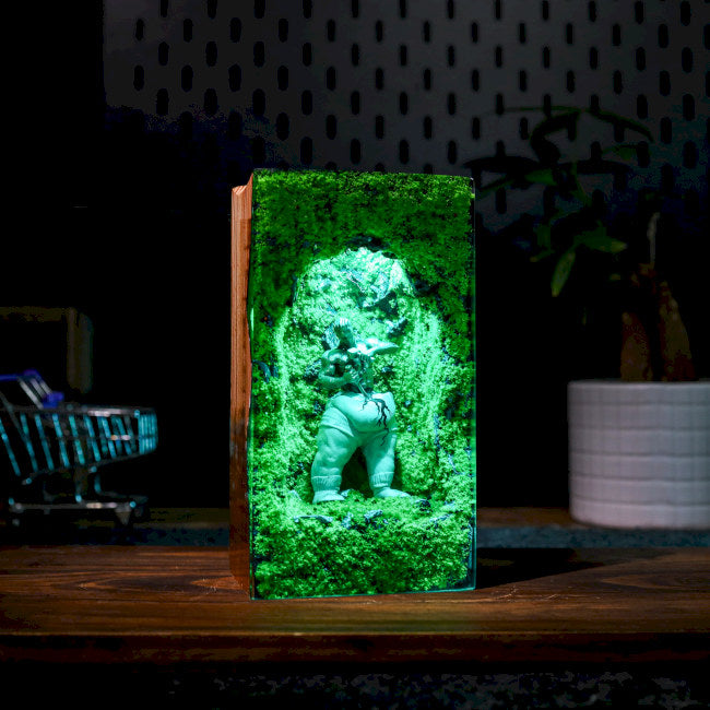 Self-Made Man Statue Night Light Ver 1 - Image 7