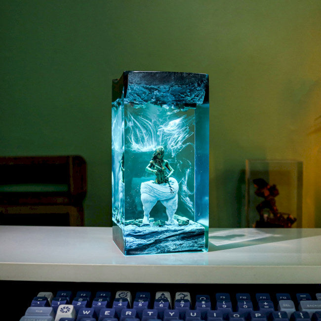 Self-Made Women Statue Night Light - Image 6