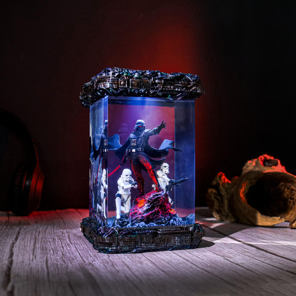 Star Wars Darth Vader and Stormtrooper Diorama Lamp - Image 4
