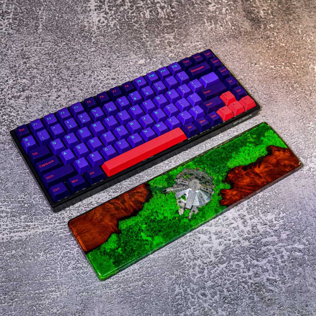 Star Wars Millennium Falcon Starship Wrist Rest - Image 8