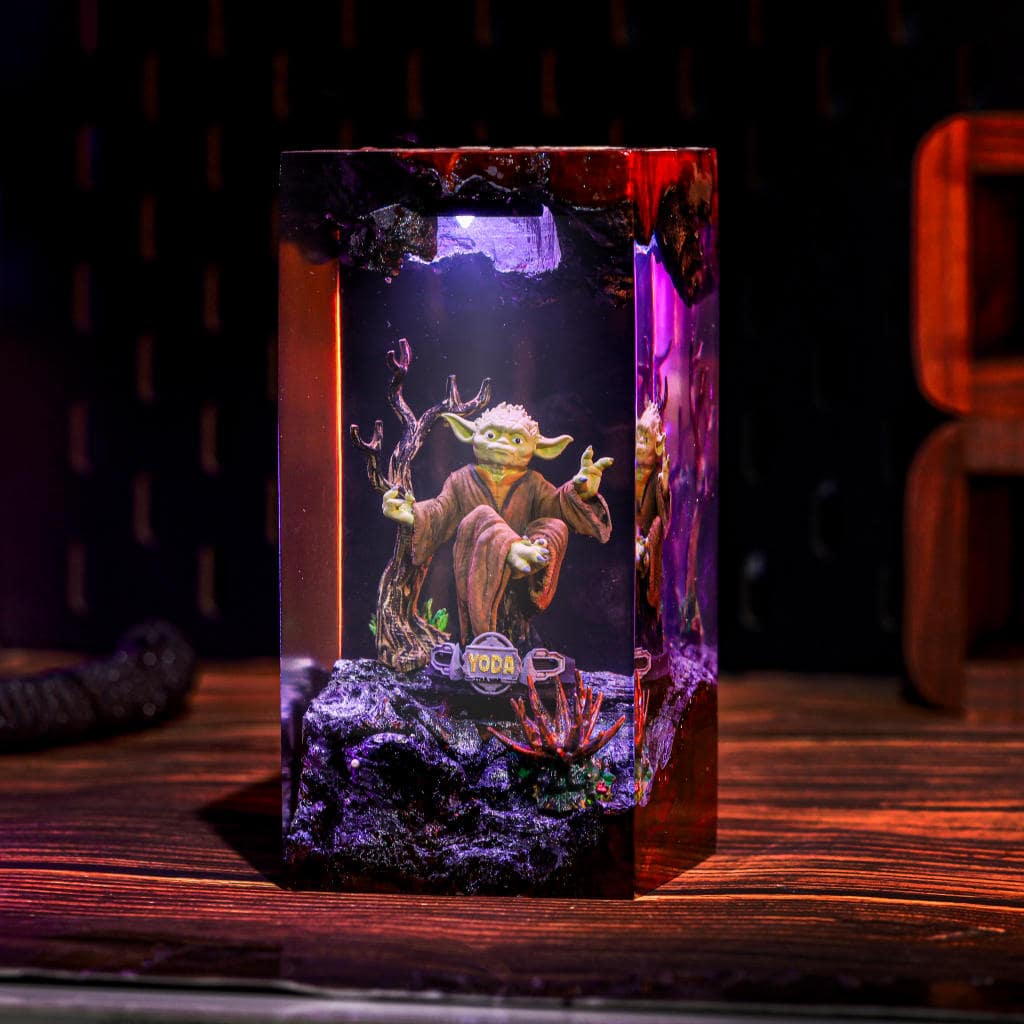 Star War Yoda Resin Night Light - Image 2