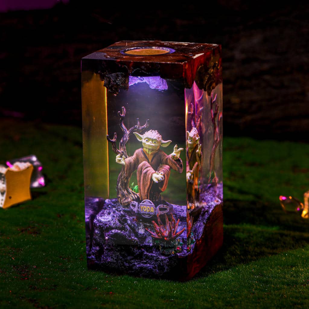 Star War Yoda Resin Night Light - Image 5