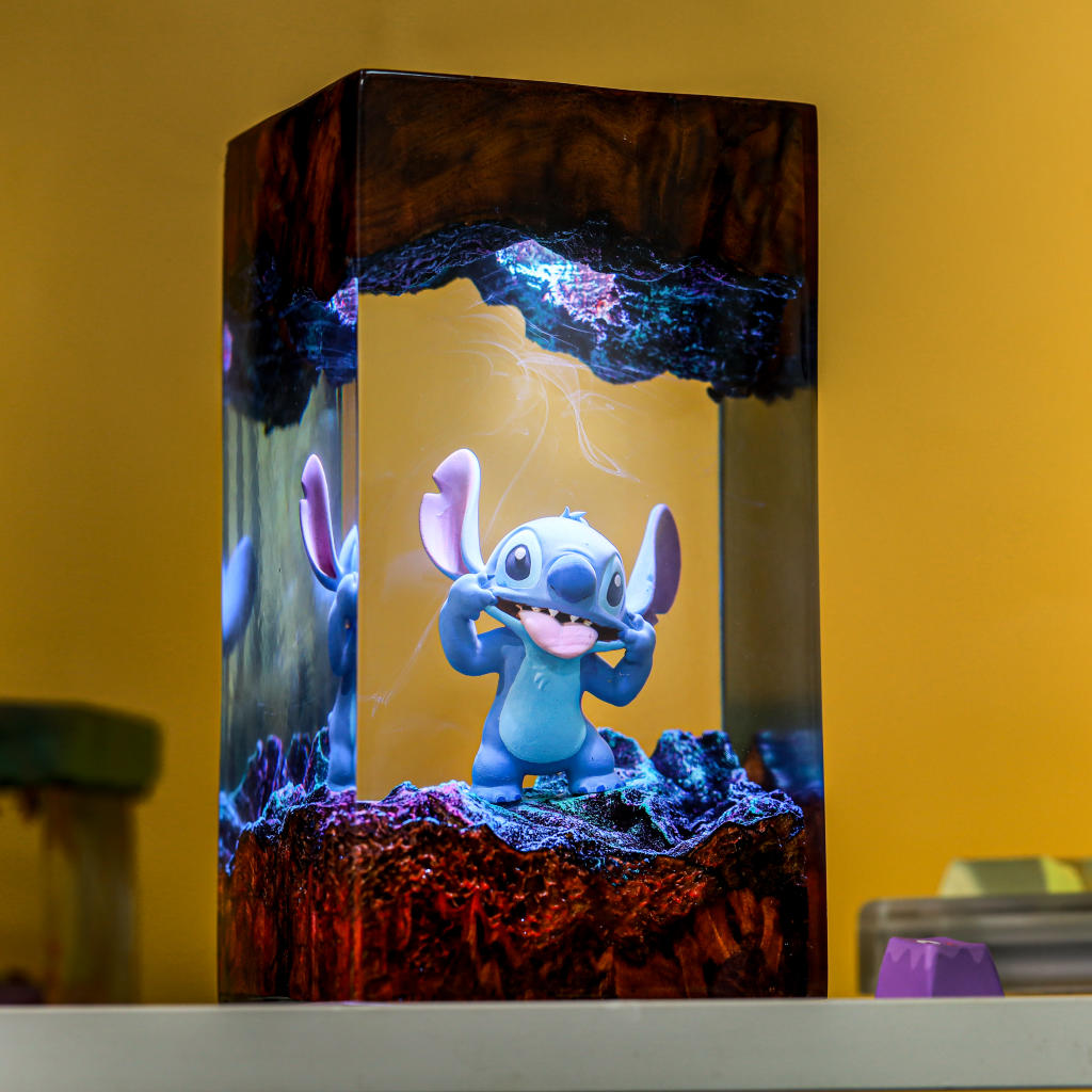Stitch Epoxy Night Light - Image 4