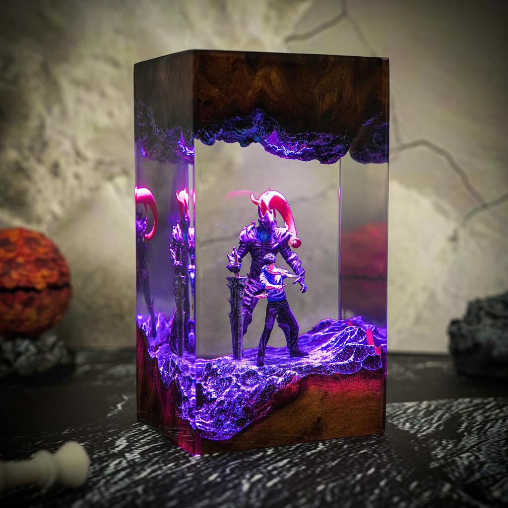 Dark Fantasy Warrior Resin lamp - Image 9