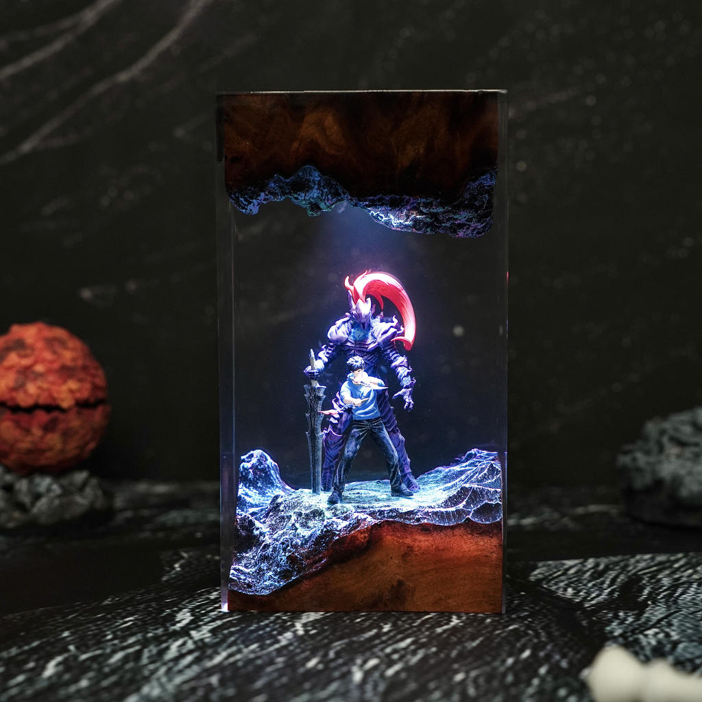 Dark Fantasy Warrior Resin lamp - Image 13