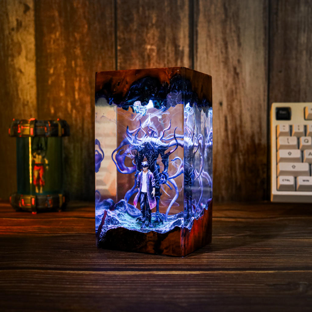Dark Fantasy Warrior &amp; Shadow Creature Resin lamp - Image 12