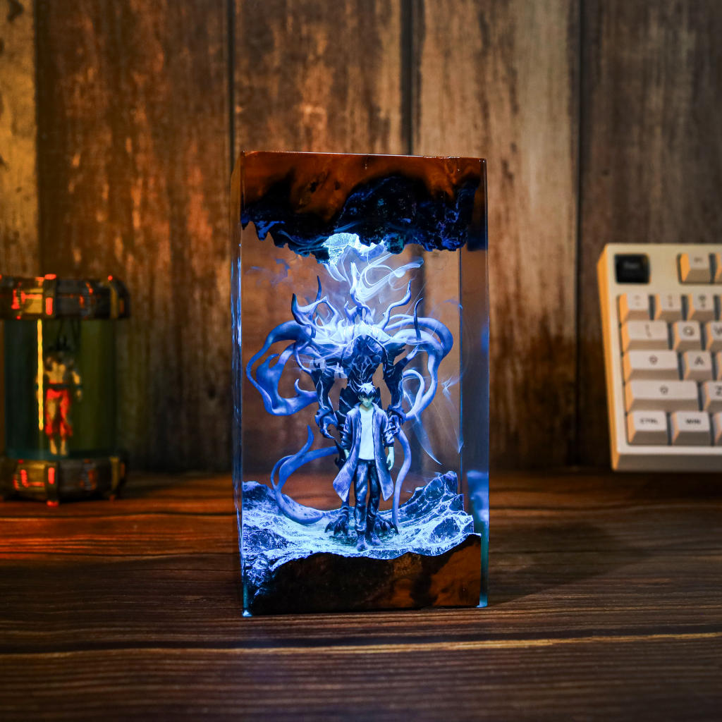 Dark Fantasy Warrior &amp; Shadow Creature Resin lamp - Image 3