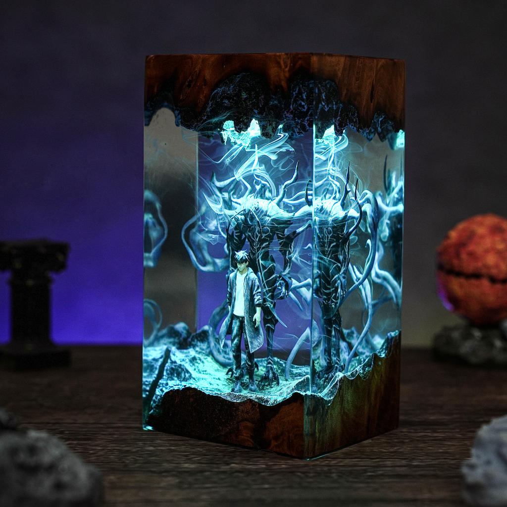 Dark Fantasy Warrior &amp; Shadow Creature Resin lamp - Image 8