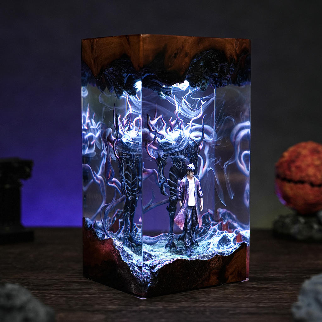 Dark Fantasy Warrior &amp; Shadow Creature Resin lamp - Image 6