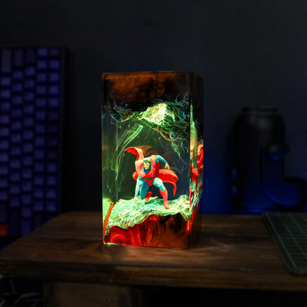 Superman Epoxy Night Light - Image 10