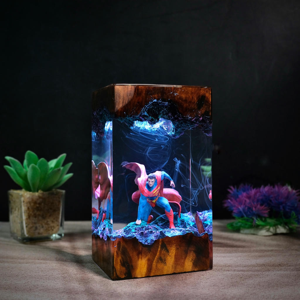 Superman Epoxy Night Light - Image 4