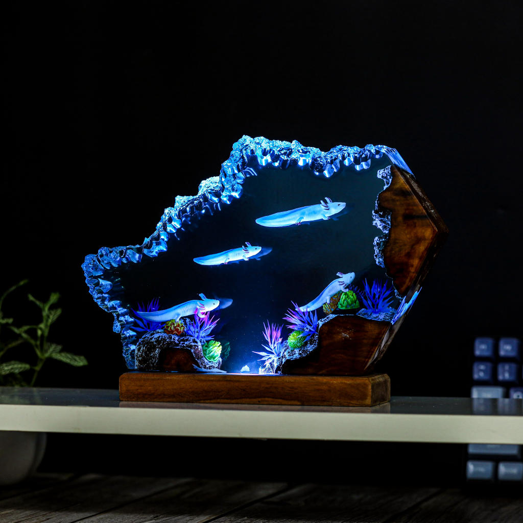 Swimming Axolotl Epoxy Lamp - Image 3