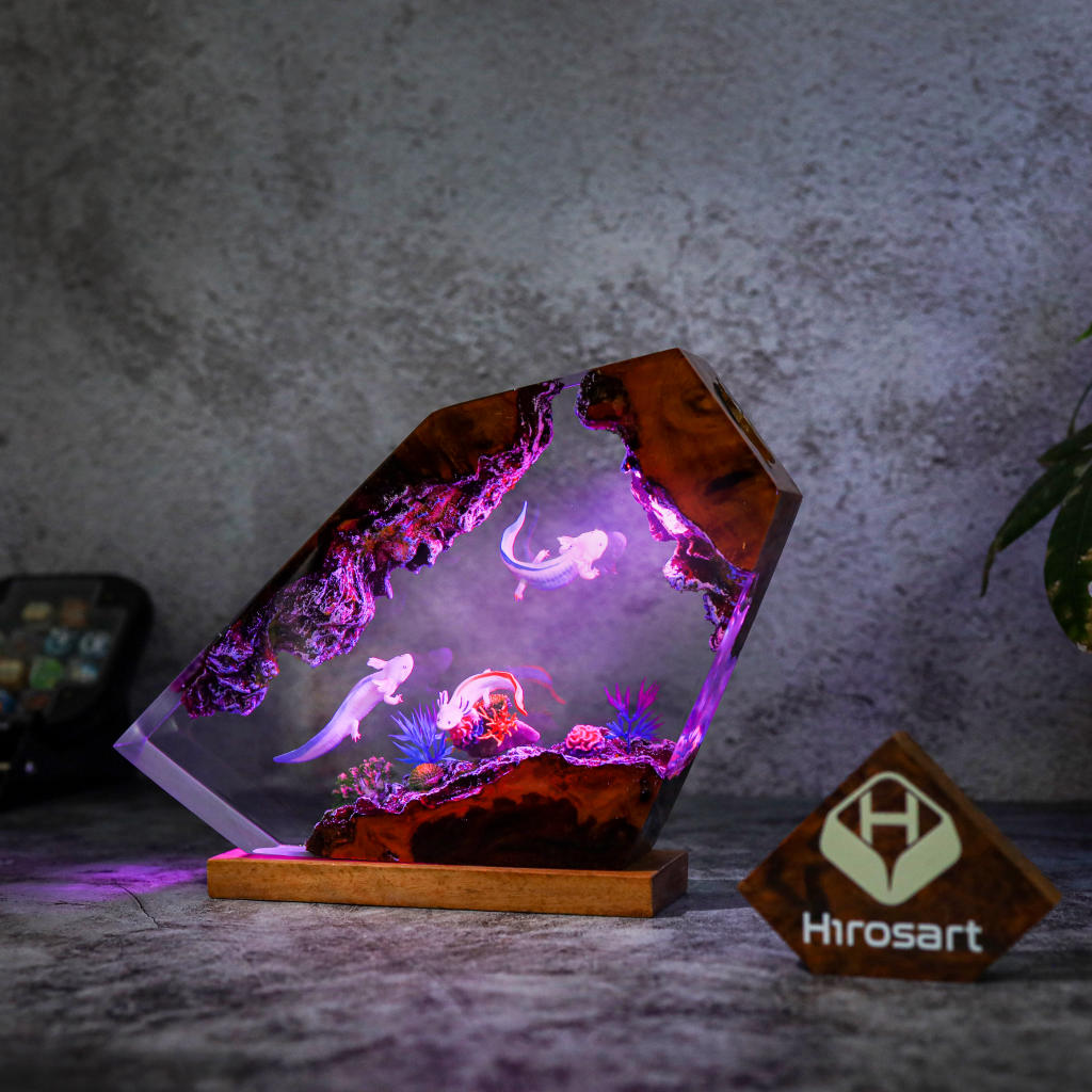Swimming Axolotl Epoxy Lamp Ver 3 - Image 14