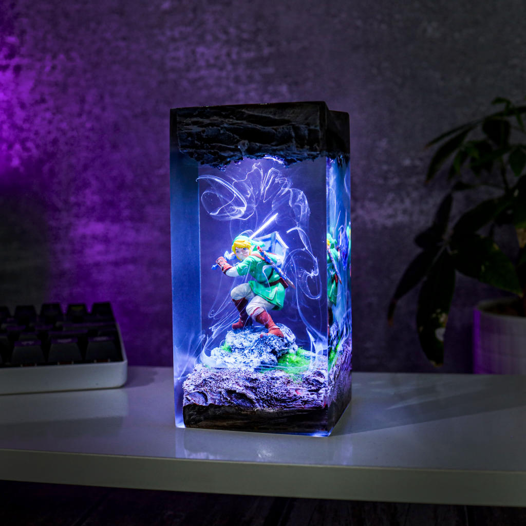 The Legend of Zelda Link Epoxy Lamp - Image 2