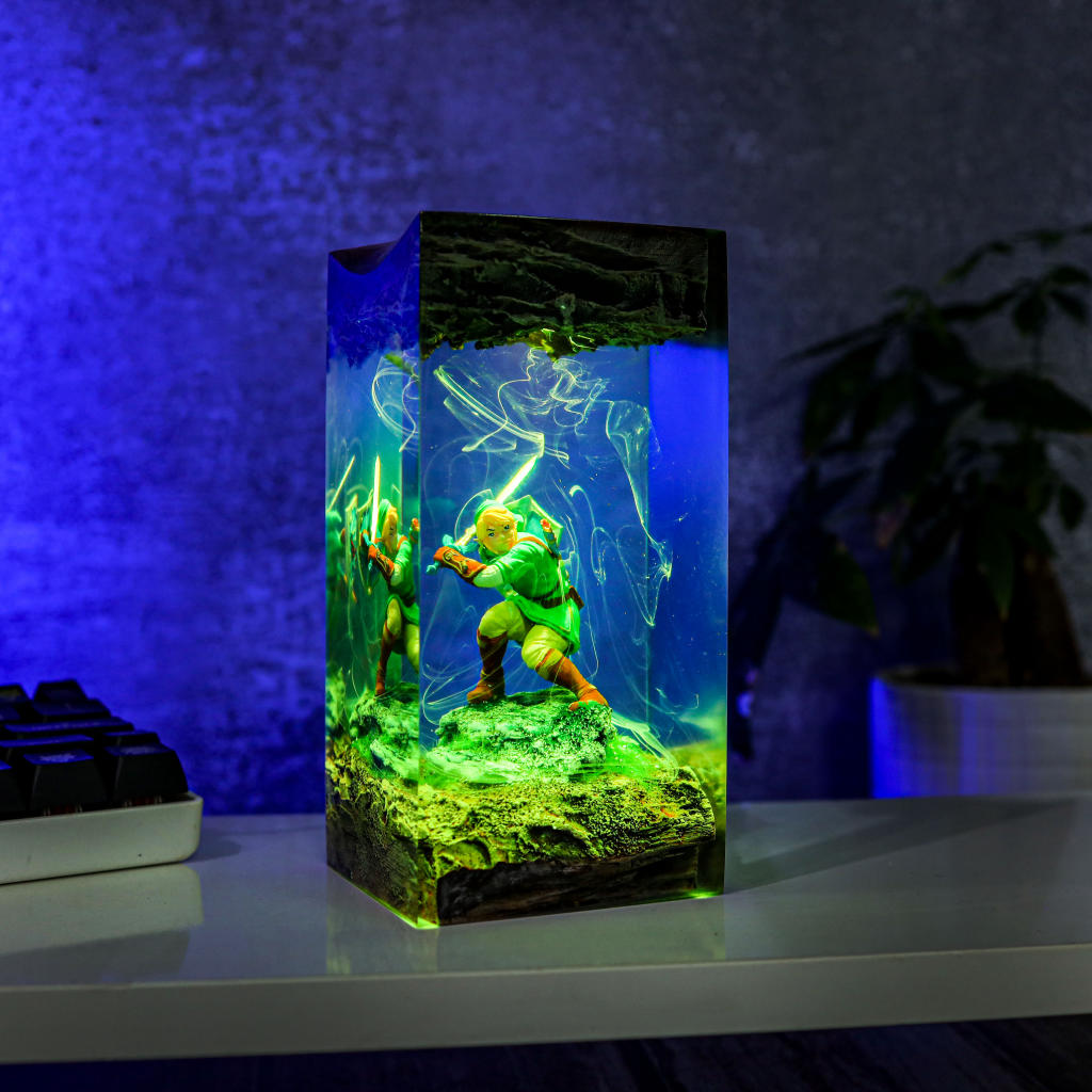 The Legend of Zelda Link Epoxy Lamp - Image 9