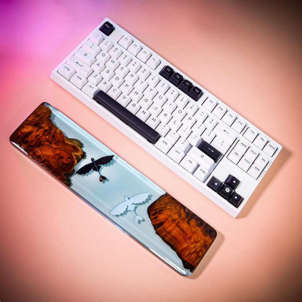 Toothless and Light Fury Resin Wrist Rest - Image 3