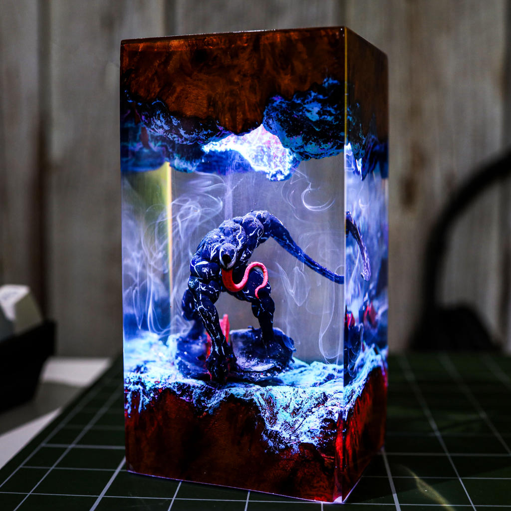 Venom Night Light - Image 2