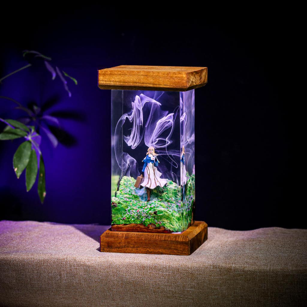 Violet Evergarden Epoxy Lamp - Image 5