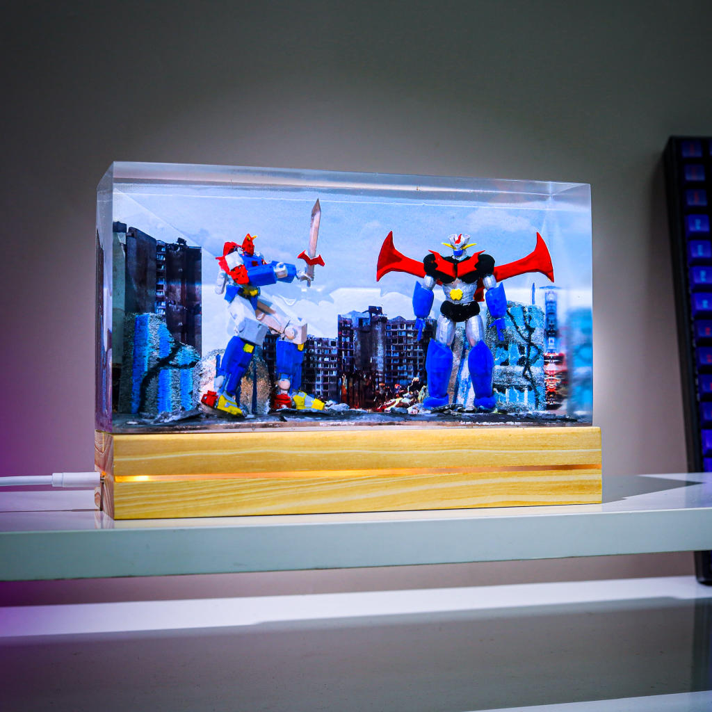 Voltes V VS Mazinger Z Resin Night Light - Image 3