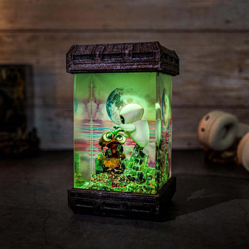 Wall-E and Eve Night Light - Image 2