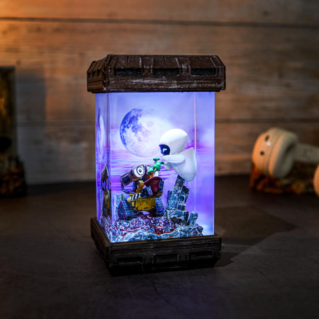 Wall-E and Eve Night Light - Image 10