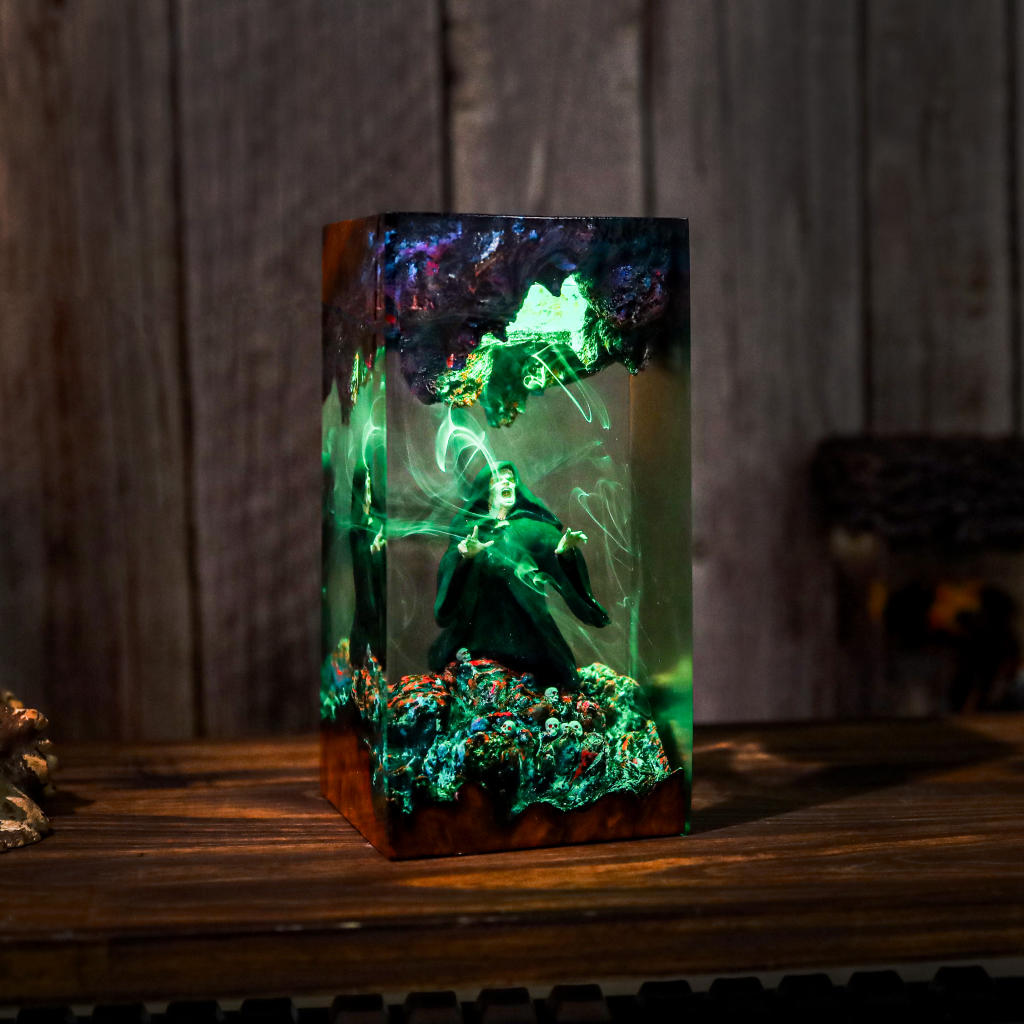 Wizard Casting a Spell Night Lamp - Image 3