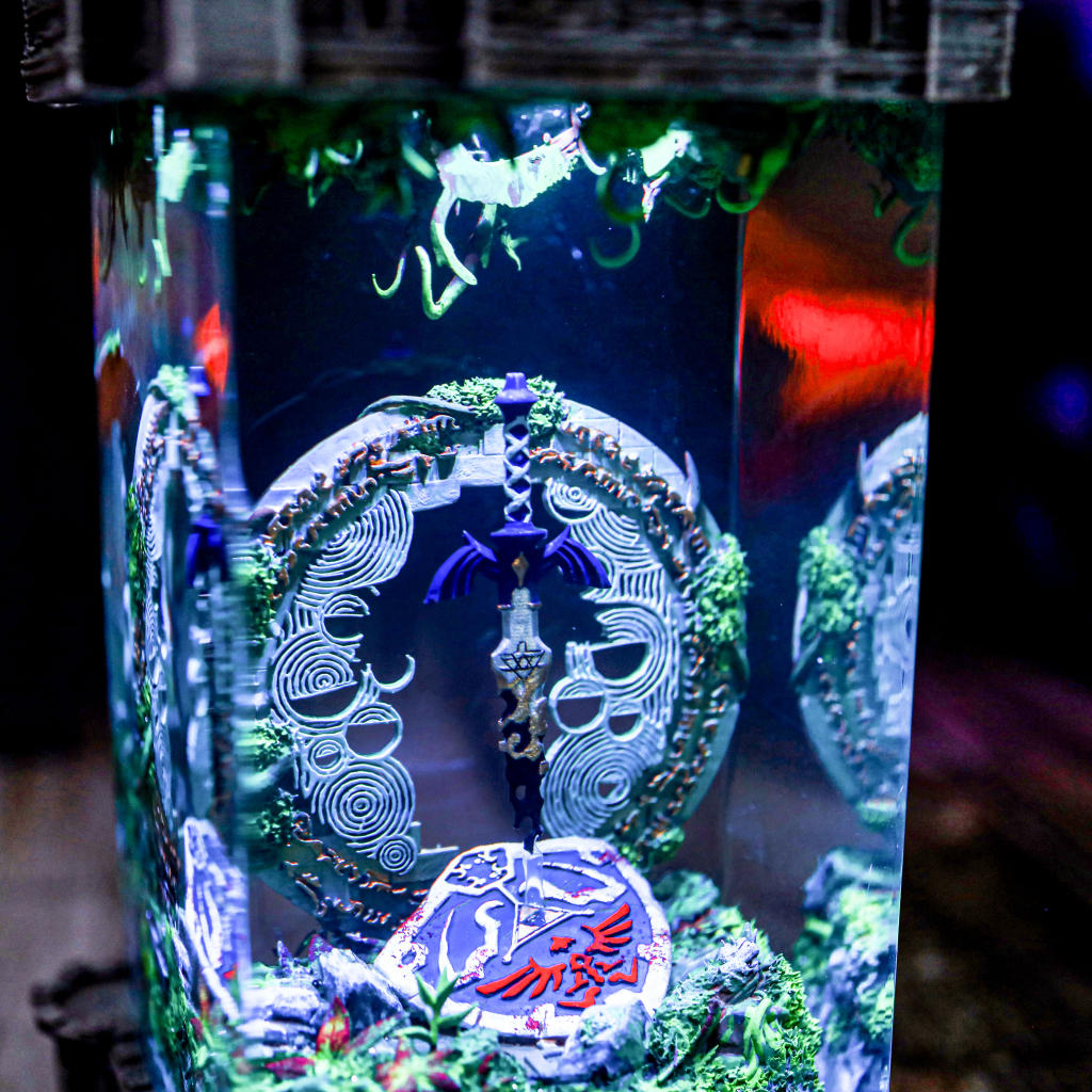 Zelda Shield And Master Sword Diorama Lamp - Image 4