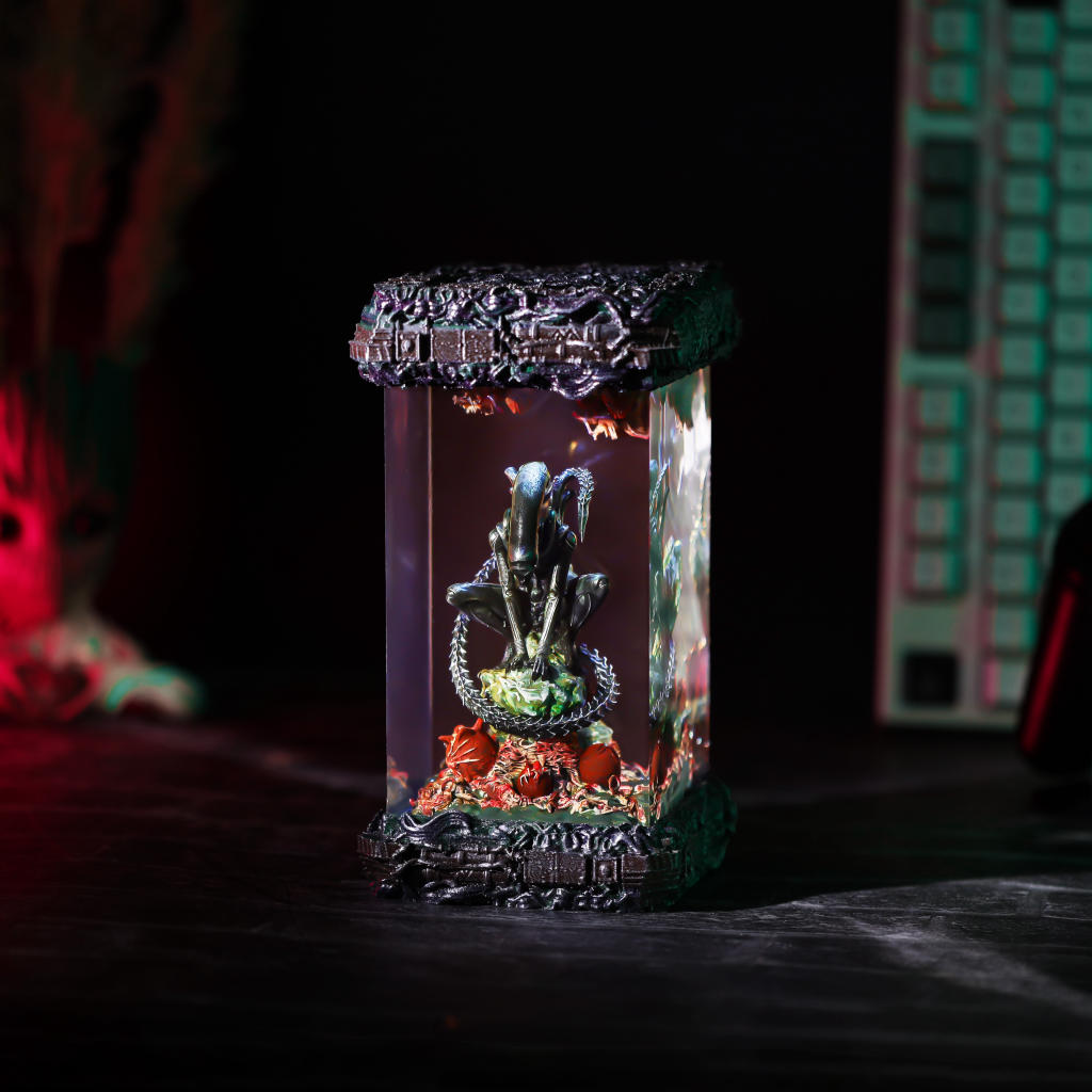 Alien Xenomorph Star Wars Lamp Ver 5 - Image 6