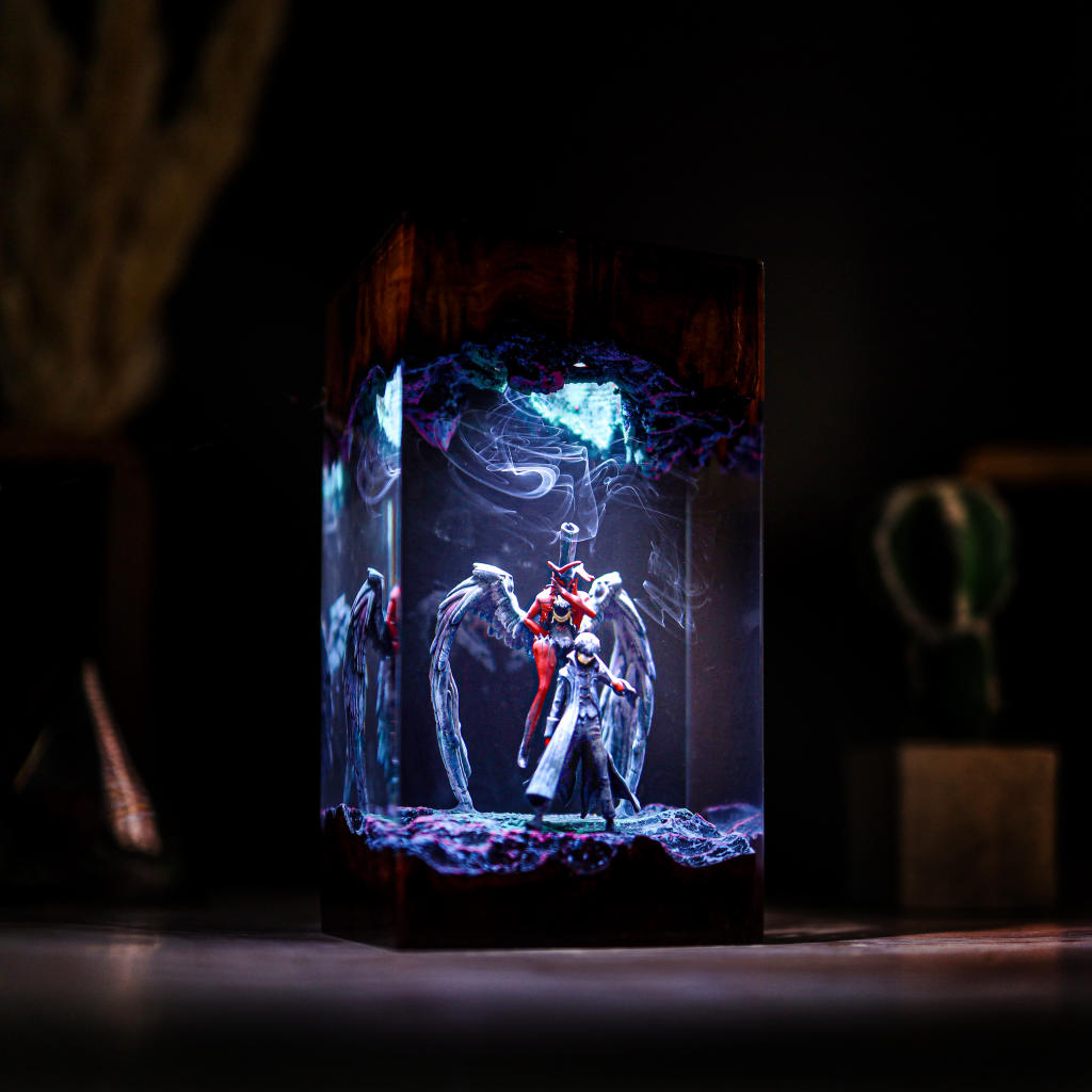 Arsène Persona 5 Lamp - Image 3