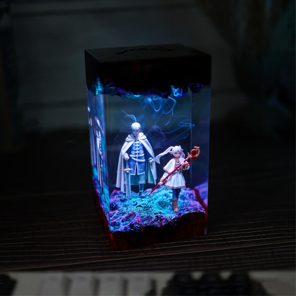 Frieren: Beyond Journey's End Lamp - Image 4