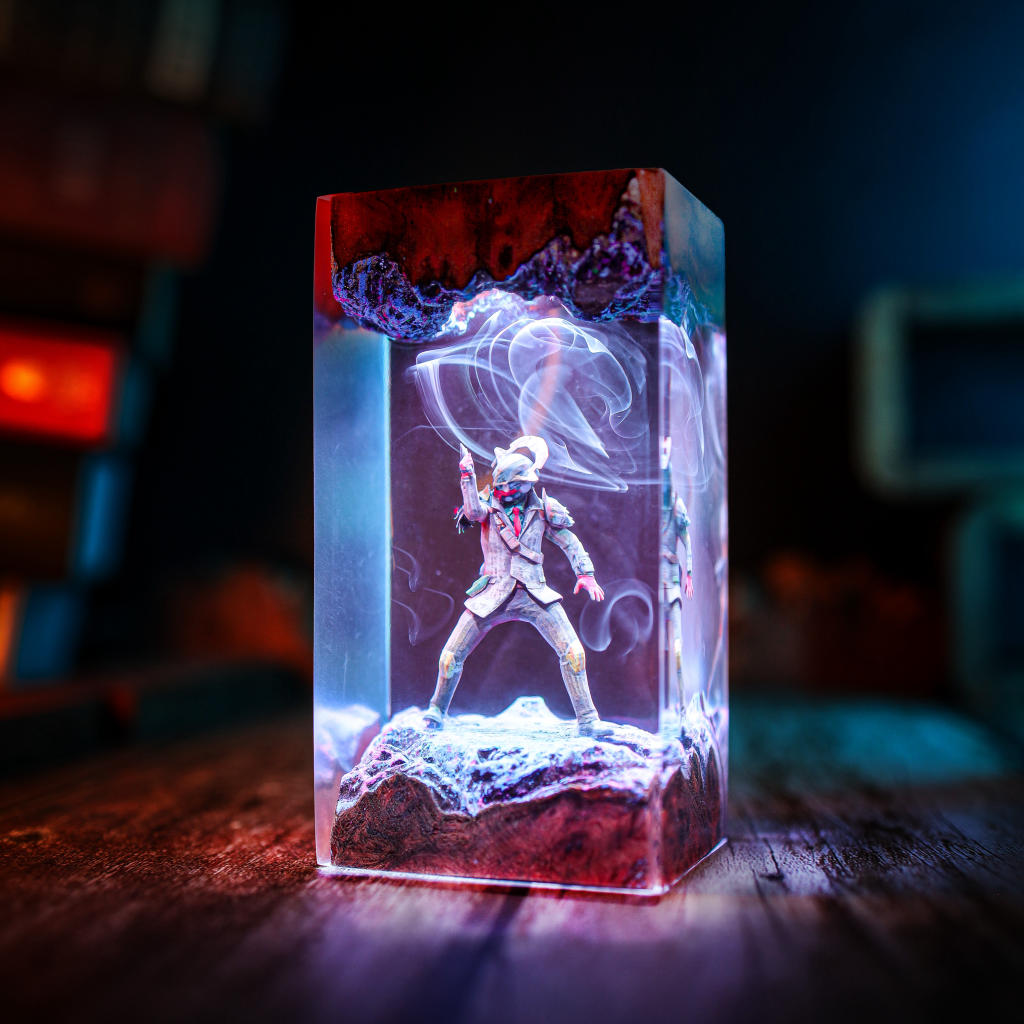 Bloodhound Apex Legends Night Lamp - Image 3