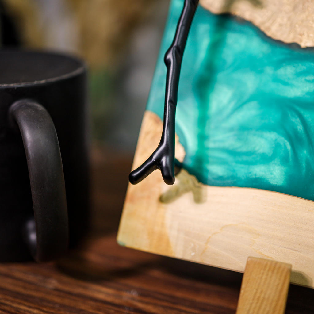 Blue Walnut Epoxy Resin Cheese Tray - Image 7