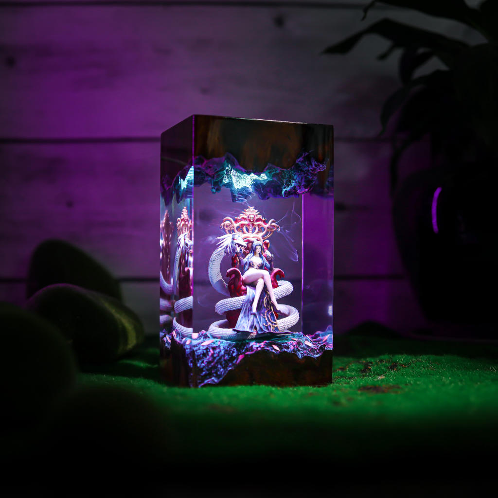 Boa Hancock One Piece Lamp - Image 7