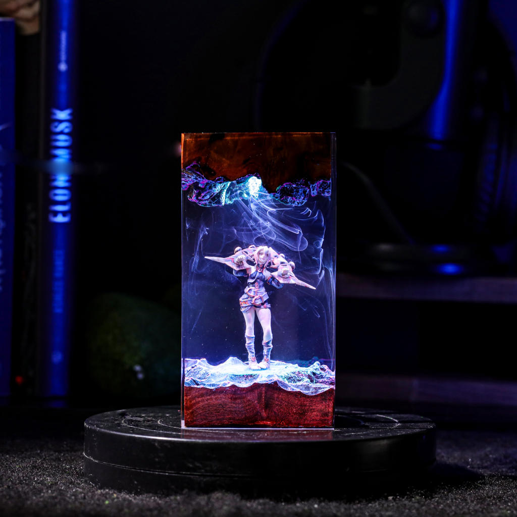 Briar League of Legends Lamp - Image 2