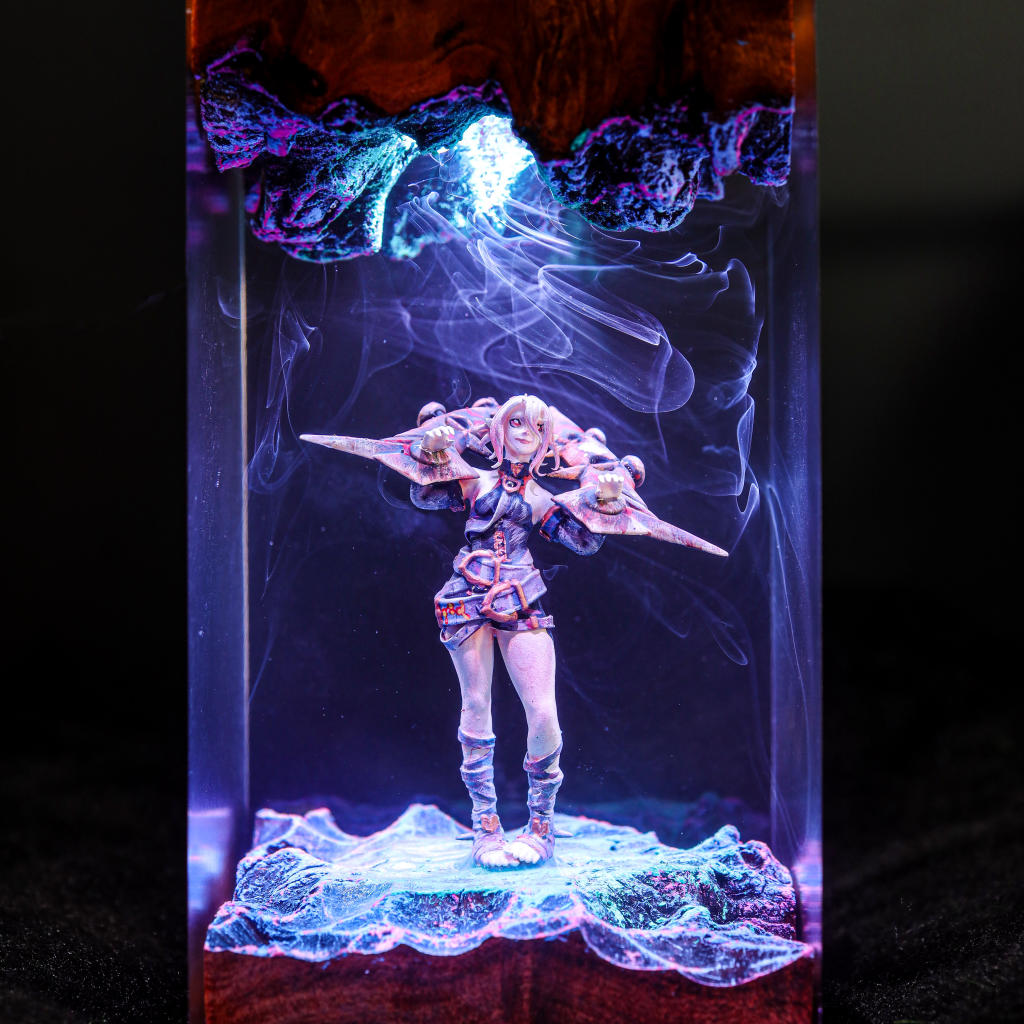 Briar League of Legends Lamp - Image 10
