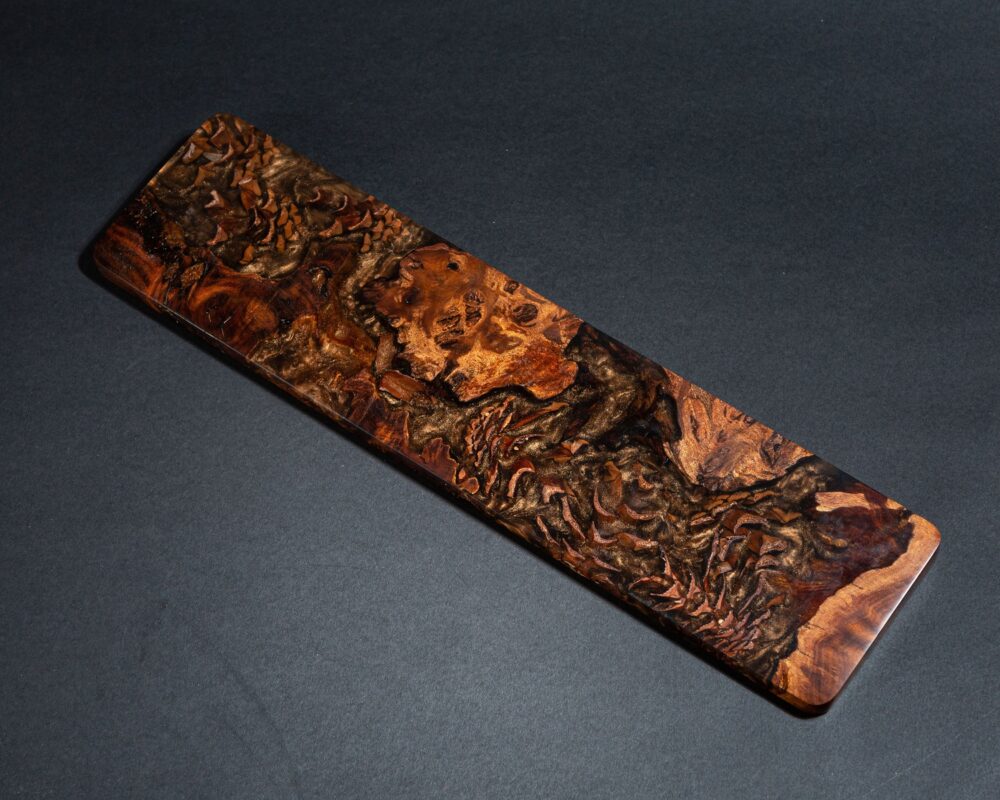 Yin Yang Resin and Wood wrist rest - Image 4